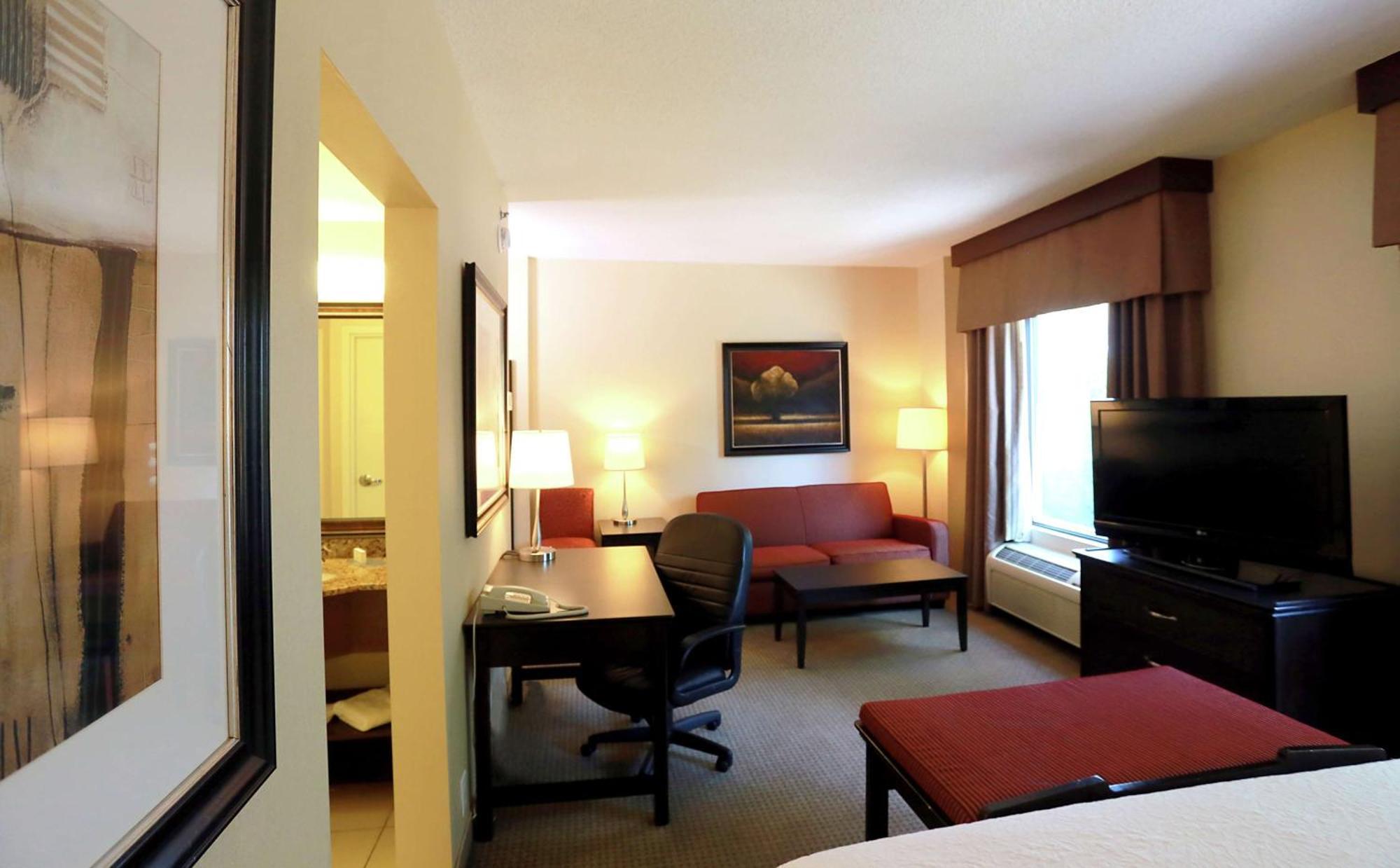 Hampton Inn & Suites Laval Exteriér fotografie